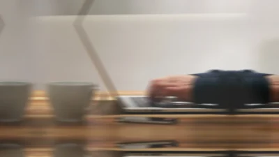 dynamic-zoom-in-with-directional-blur-linear-preview-davinci-resolve DaVinci Resolve Zoom Transitions Pack - Seamless, Dynamic & Rapid Zoom Effects